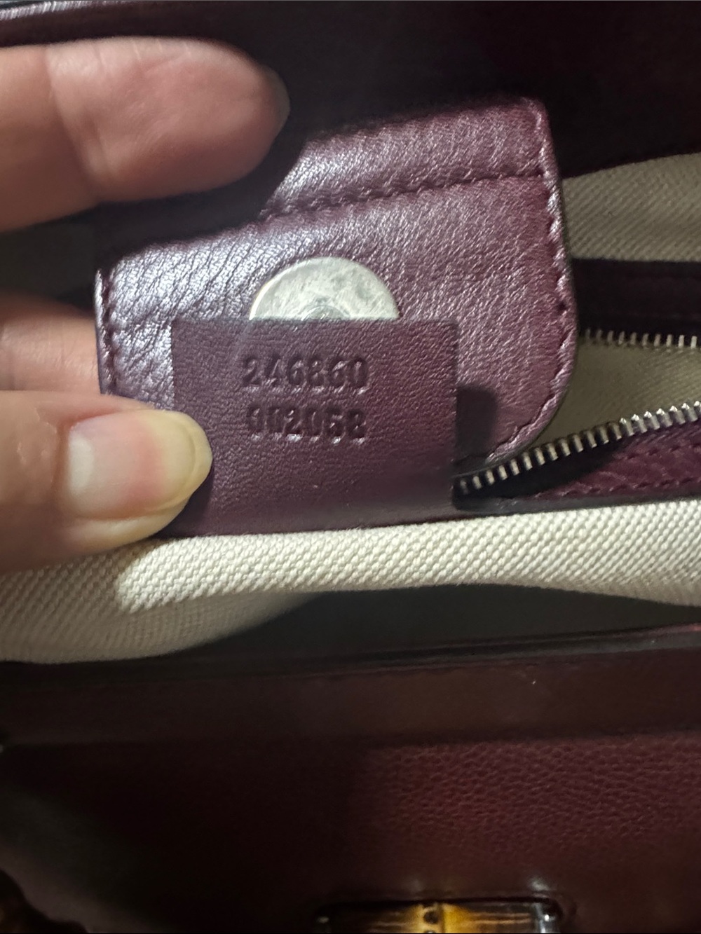 Gucci Maroon and Tan Bamboos HandBag - Picture 8 of 11